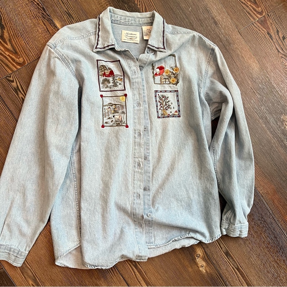 Vintage 90s Denim Button Up Jean Shirt Red barn sunflowers size medium cotton - Picture 5 of 15